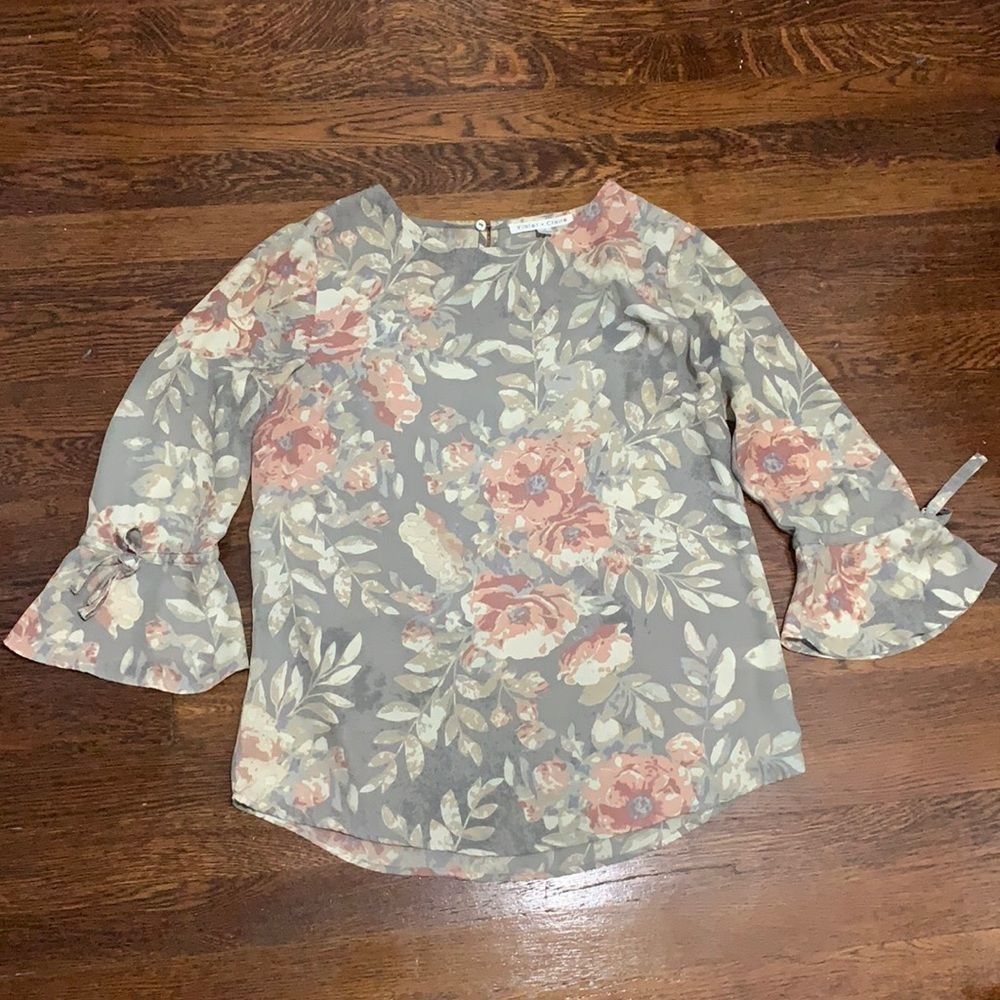 Violet And Claire Floral Blouse